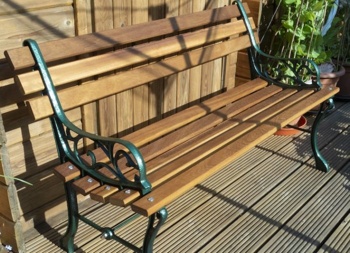 8-slat-restored-garden-bench