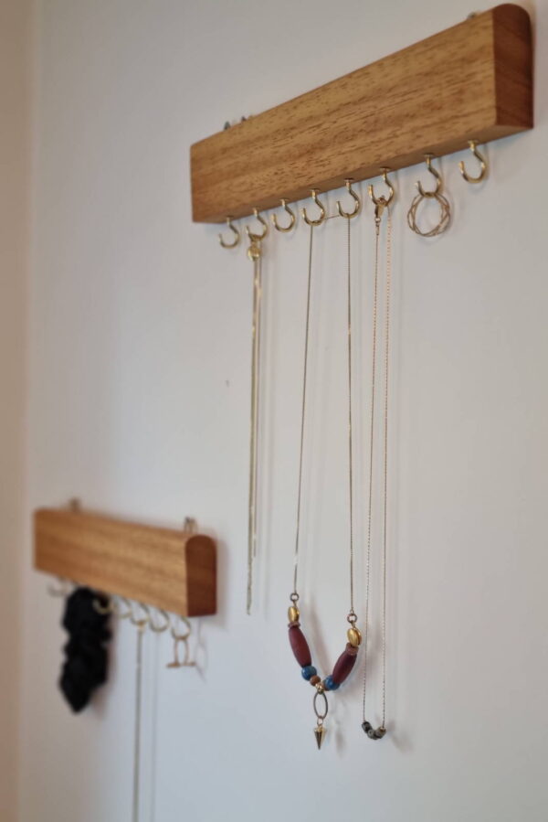 jewellery hanger